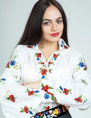 Вишивка на одязі традиційними і новими способами для модниць і рукодільниць (мода) Вишивка на одязі традиційними і новими способами для модниць і рукодільниць