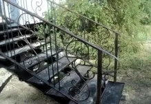 Вхідні сходи в будинок фото металевих в приватному, парадна своїми руками, будівництво, як