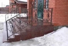 Вхідні сходи в будинок фото металевих в приватному, парадна своїми руками, будівництво, як