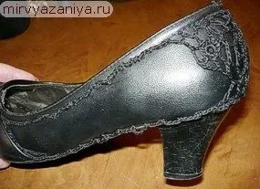 В'язана взуття