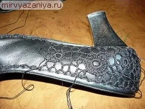 В'язана взуття