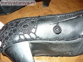 В'язана взуття