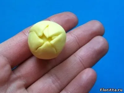 Хризантема з холодного фарфору (хризантема) Хризантема з холодного фарфору