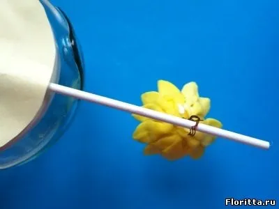 Хризантема з холодного фарфору (холодного) Хризантема з холодного фарфору
