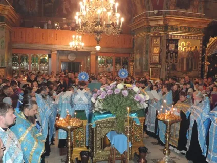 Храм святителя луки (собор Святої Трійці в Сімферополі) (собор) Храм святителя луки (собор Святої Трійці в Сімферополі)