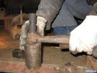 Заміна шкворня і різьбової втулки - газ, фото, шпалери, ремонт, форум, волга, фотогалерея, тюнінг, (колінчастий вал) Заміна шкворня і різьбової втулки - газ, фото, шпалери, ремонт, форум, волга, фотогалерея, тюнінг,