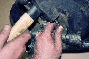 Заміна шкворня газ 3110, автолюбителі
