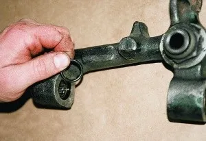 Заміна шкворня газ 3110, автолюбителі