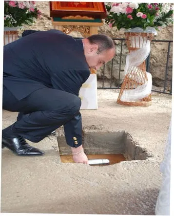 Закладка храму
