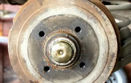 Заміна задніх колодок шевроле авео (вирішено) - 2 відповіді (автоматичного регулятора зазору) Заміна задніх колодок шевроле авео (вирішено) - 2 відповіді