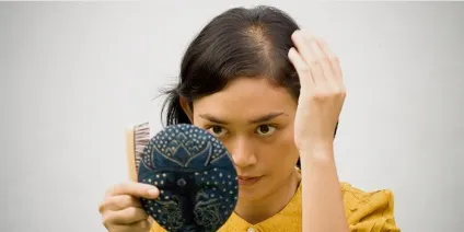 Жіноче облисіння причини і лікування алопеції ефективними засобами (облисіння причини лікування) Жіноче облисіння причини і лікування алопеції ефективними засобами