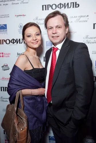11 Зірок, які одружилися на фанаток (зірок) 11 Зірок, які одружилися на фанаток
