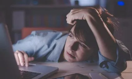 23 Ознаки того, що ви перегоріли на роботі (професійне вигорання) 23 Ознаки того, що ви перегоріли на роботі