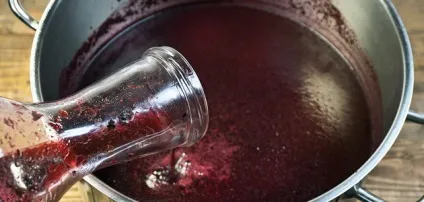 Як прибрати кислоту з домашнього вина купажированием і іншими доступними способами (вино вишні вийшло) Як прибрати кислоту з домашнього вина купажированием і іншими доступними способами