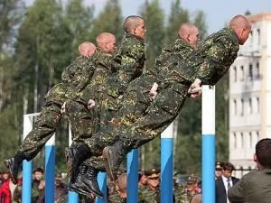 Чи беруть в армію зі сколіозом 1, 2, 3, 4 ступеня від чого це залежить, обгрунтування і нюанси (сколіоз 2 ступеня армія) Чи беруть в армію зі сколіозом 1, 2, 3, 4 ступеня від чого це залежить, обгрунтування і нюанси