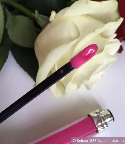 Блиск-догляд для губ dior rouge brillant (відтінок № 688 hollywood) - відгуки, фото і ціна (rouge) Блиск-догляд для губ dior rouge brillant (відтінок № 688 hollywood) - відгуки, фото і ціна