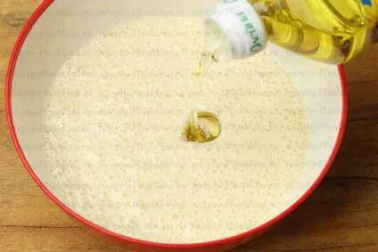 Млинці на кефірі - рецепт з фото крок за кроком (рецепт) Млинці на кефірі - рецепт з фото крок за кроком
