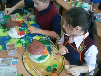 Будиночок - грибок з гіпсу (грибок) Будиночок - грибок з гіпсу