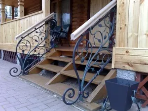 Фото кованих перил на ганок як зробити їх самостійно, особливості конструкцій, вибір (зробити) Фото кованих перил на ганок як зробити їх самостійно, особливості конструкцій, вибір