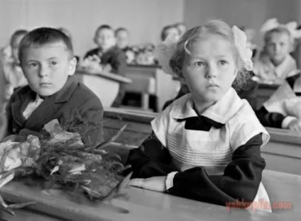 Еволюція шкільної форми - ябкупіла - все про моду, красу і шопінг (плаття) Еволюція шкільної форми - ябкупіла - все про моду, красу і шопінг