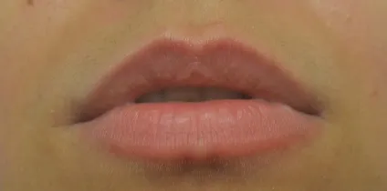 Фруктовий блиск для губ ваніль від yves rocher