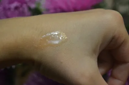 Фруктовий блиск для губ ваніль від yves rocher