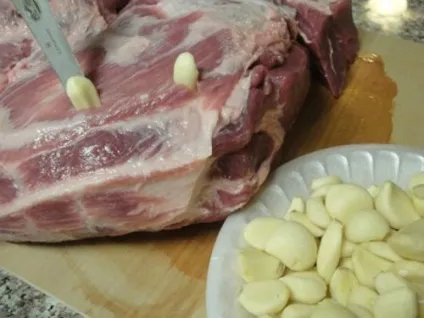 Готуємо м'ясо з часником - прості рецепти (м'ясо) Готуємо м'ясо з часником - прості рецепти