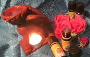 З чого і як отримують ефірні масла, аромати і квіти для здоров'я-краси (якісні ефірні масла) З чого і як отримують ефірні масла, аромати і квіти для здоров'я-краси