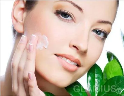 Як робити пілінг обличчя в домашніх умовах