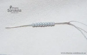 Як сплести фенечку з бісеру на верстаті