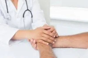 Кашель після інсульту як лікувати, які причини появи і можливі наслідки (кашель) Кашель після інсульту як лікувати, які причини появи і можливі наслідки