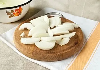 Як заморозити цибулю - рецепт з покроковими фото (заготовки) Як заморозити цибулю - рецепт з покроковими фото