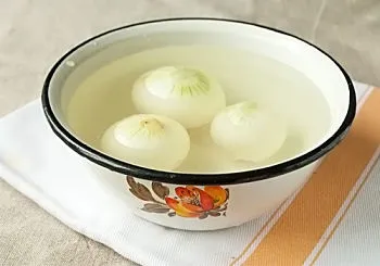 Як заморозити цибулю - рецепт з покроковими фото (заготовки) Як заморозити цибулю - рецепт з покроковими фото