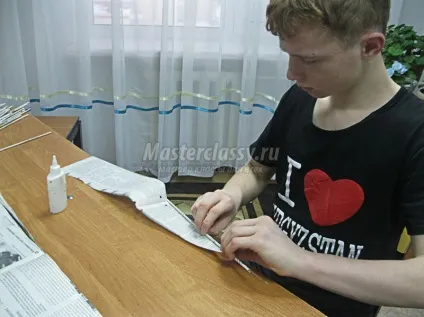Кашпо з газетних трубочок (газетних) Кашпо з газетних трубочок