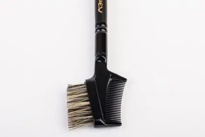 Кисті для макіяжу «Л'Етуаль selection» для тіней, консілера, помади, beauty insider (кисть для тіней) Кисті для макіяжу «Л'Етуаль selection» для тіней, консілера, помади, beauty insider