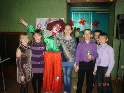 Клоун тяпа на дні народженні