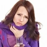 Як вилікувати потріскані губи