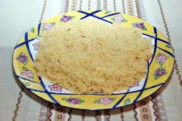 Кускус з куркою, овочами, нутом і зеленню по-східному (овочами) Кускус з куркою, овочами, нутом і зеленню по-східному