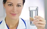 Чи можна пити дистильовану воду аргументи - за - і - проти (властивості дистильованої води) Чи можна пити дистильовану воду аргументи - за - і - проти