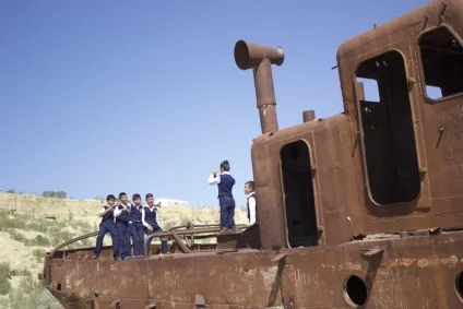 Муйнак в Каракалпакстані ... повернути б життя ..., центр-1 (життя) Муйнак в Каракалпакстані ... повернути б життя ..., центр-1