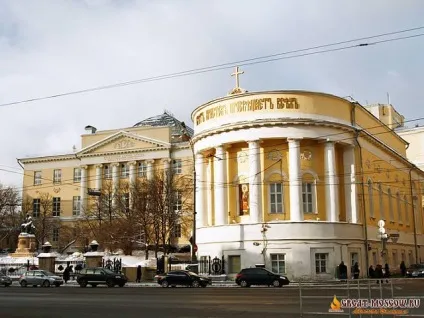 Мохова вулиця - Київ велика (церква св. Мучениці Татіани) Мохова вулиця - Київ велика