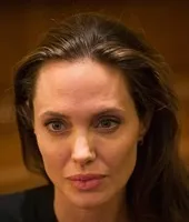 Нова сумка Анджеліни Джолі стала сенсацією група новини краси (Анджеліни) Нова сумка Анджеліни Джолі стала сенсацією група новини краси