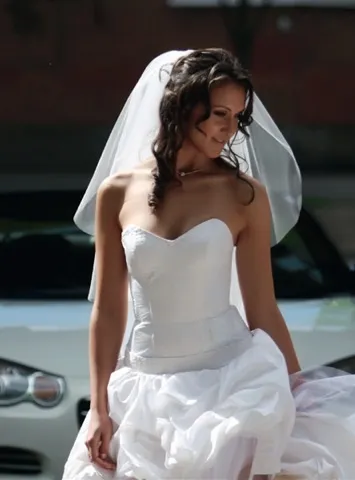 Знайти весільну сукню, весільний журнал bride (весільне) Знайти весільну сукню, весільний журнал bride