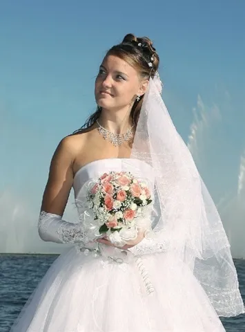 Знайти весільну сукню, весільний журнал bride (знайти) Знайти весільну сукню, весільний журнал bride
