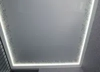 Ширяють натяжні стелі