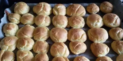 Профітролі з начинками і торт рецепти з фото крок за кроком (профітролі з начинкою рецепт з фото крок за кроком) Профітролі з начинками і торт рецепти з фото крок за кроком