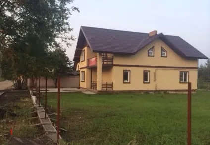 Розташування будинку на ділянці (ділянці) Розташування будинку на ділянці