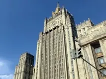 Росія не видасть Україні виктора януковича (видавати чинного президента України) Росія не видасть Україні виктора януковича