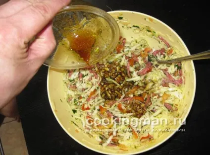 Салат з капусти, помідорів, ковбаси і сиру - кулінарія для чоловіків (рецепти салатів) Салат з капусти, помідорів, ковбаси і сиру - кулінарія для чоловіків