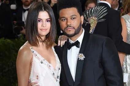 Селена гомес розповіла про стосунки з the weeknd і лікуванні в реабілітаційному центрі, пліткар (weeknd) Селена гомес розповіла про стосунки з the weeknd і лікуванні в реабілітаційному центрі, пліткар